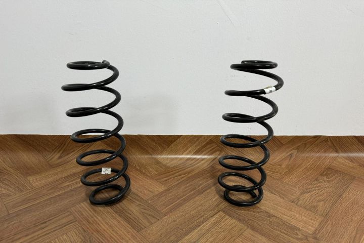 Set arcuri spate  500511121 Volkswagen VW Golf 8  [din 2020 pana  202