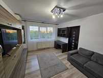 Închiriez apartament cu 2 camere