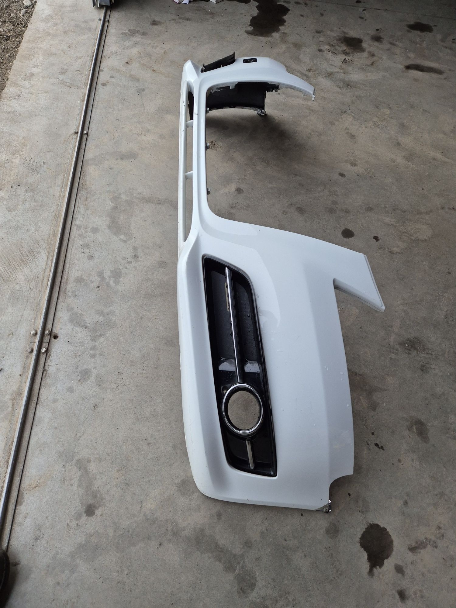Bara fata audi a3 8P an 2013 facelift culoare alb
