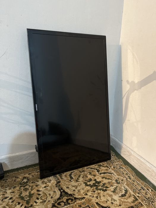 Телевизор samsung