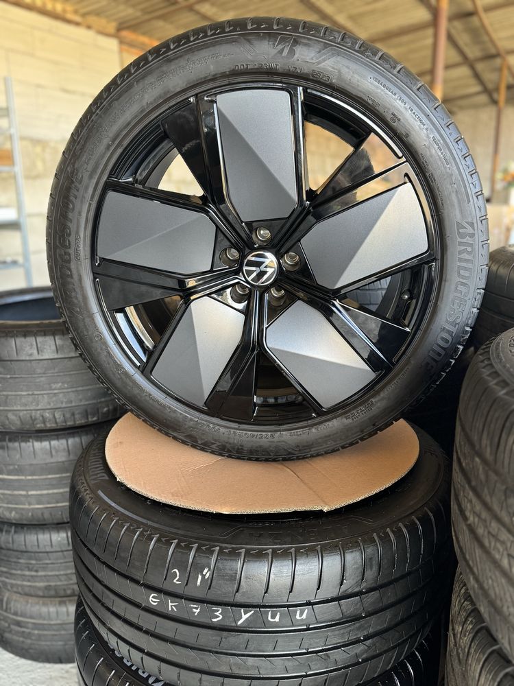 Jante Touareg R21 Originale Bridgestone De vara 99% R-Line Leeds