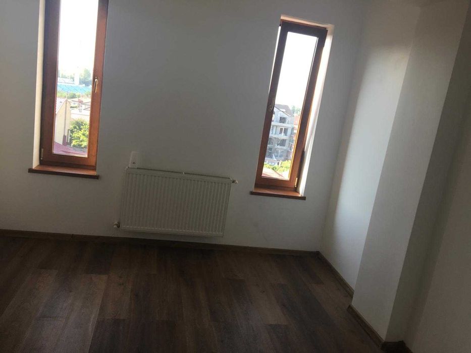 Inchiriez spatiu birou