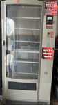 Vitrina / Lada / Automat / Tonomat bauturi si gustari / snack cu lift