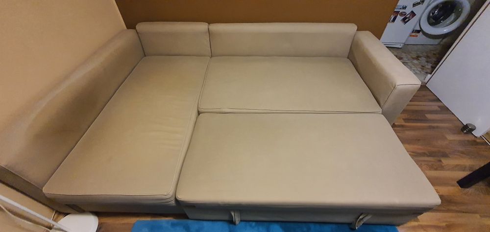 Canapea extensibila Ikea