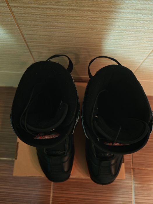 Boots snowboard 43 Rossigniol excite boa