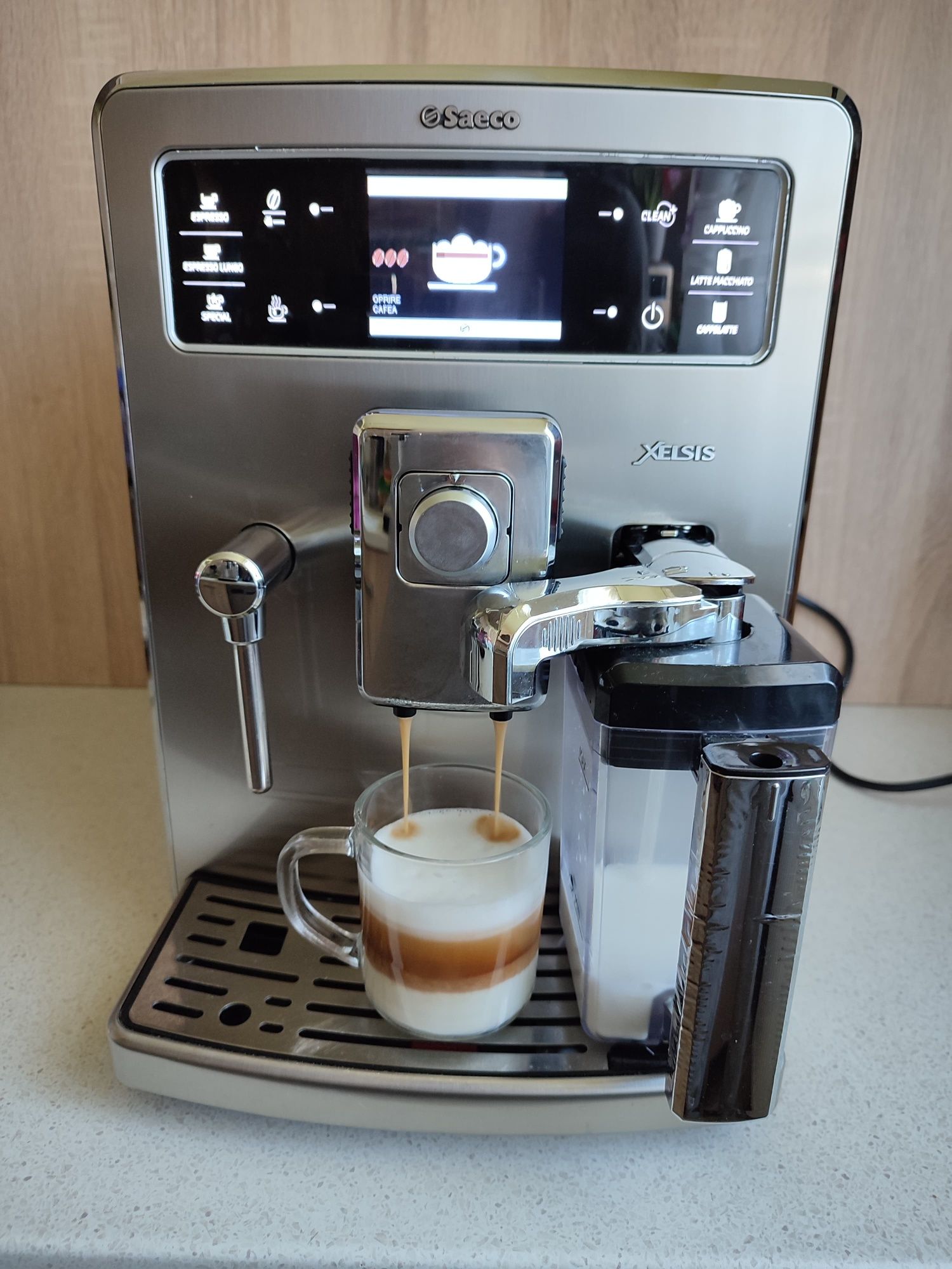 Saeco Xelsis SUP038 espressor automat - pret fix