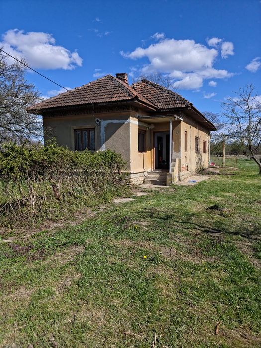 Vand casa plus teren
