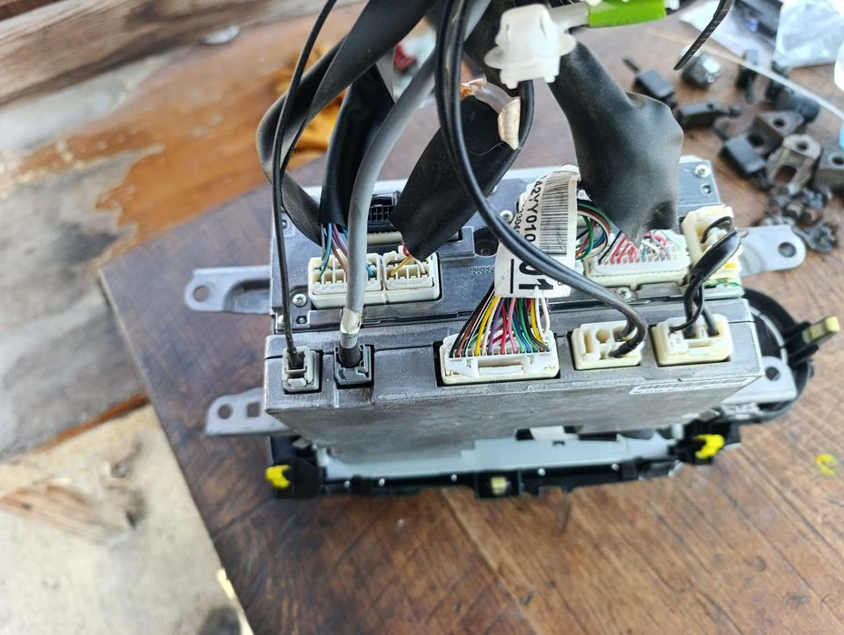 Оригинална навигация СД за Тойота Ярис / Toyota Yaris след 2011г