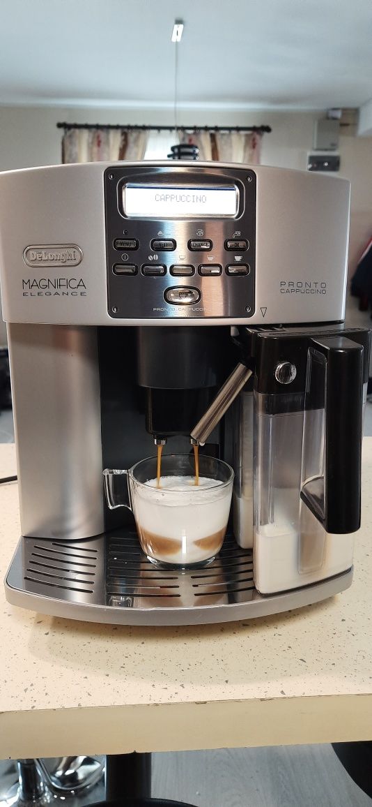 Aparat de cafea Delonghi Pronto/ Automatic Cappuccino