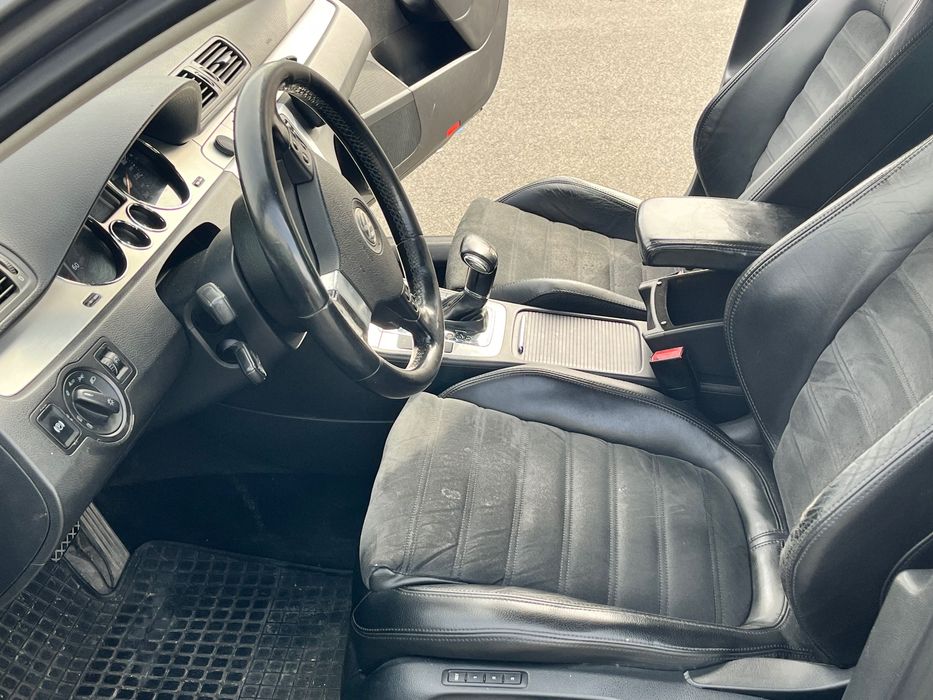Vând Passat combi B6