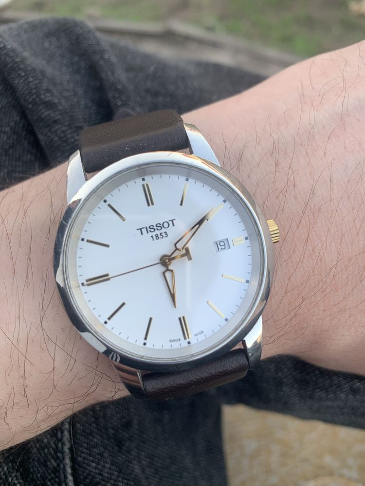 Продам часы Tissot оригин