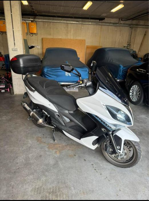 Kymco xciting 400i, recent adus, anvelopa spate noua, topcase