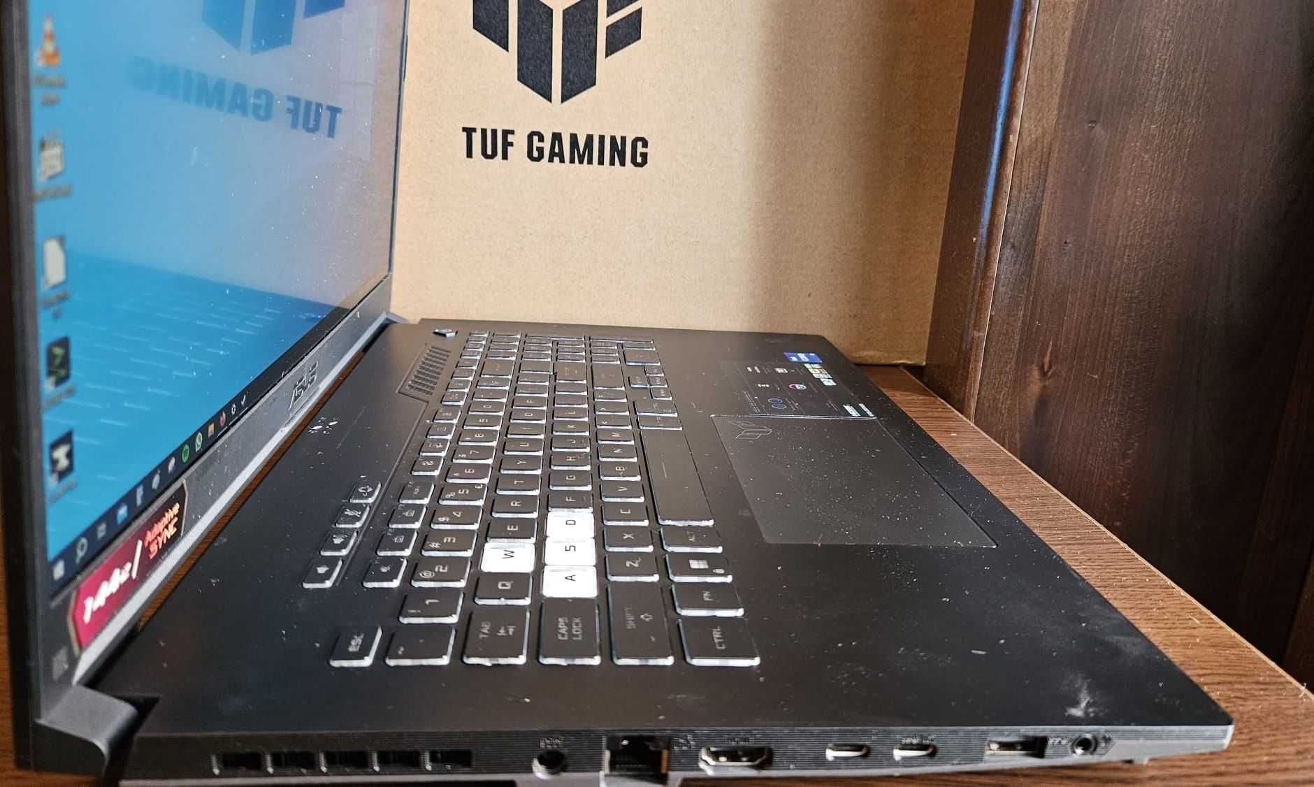 Laptop ASUS TUF Gaming F17 FX707ZM, i7-12700H, RTX 3060, garantie 1 an