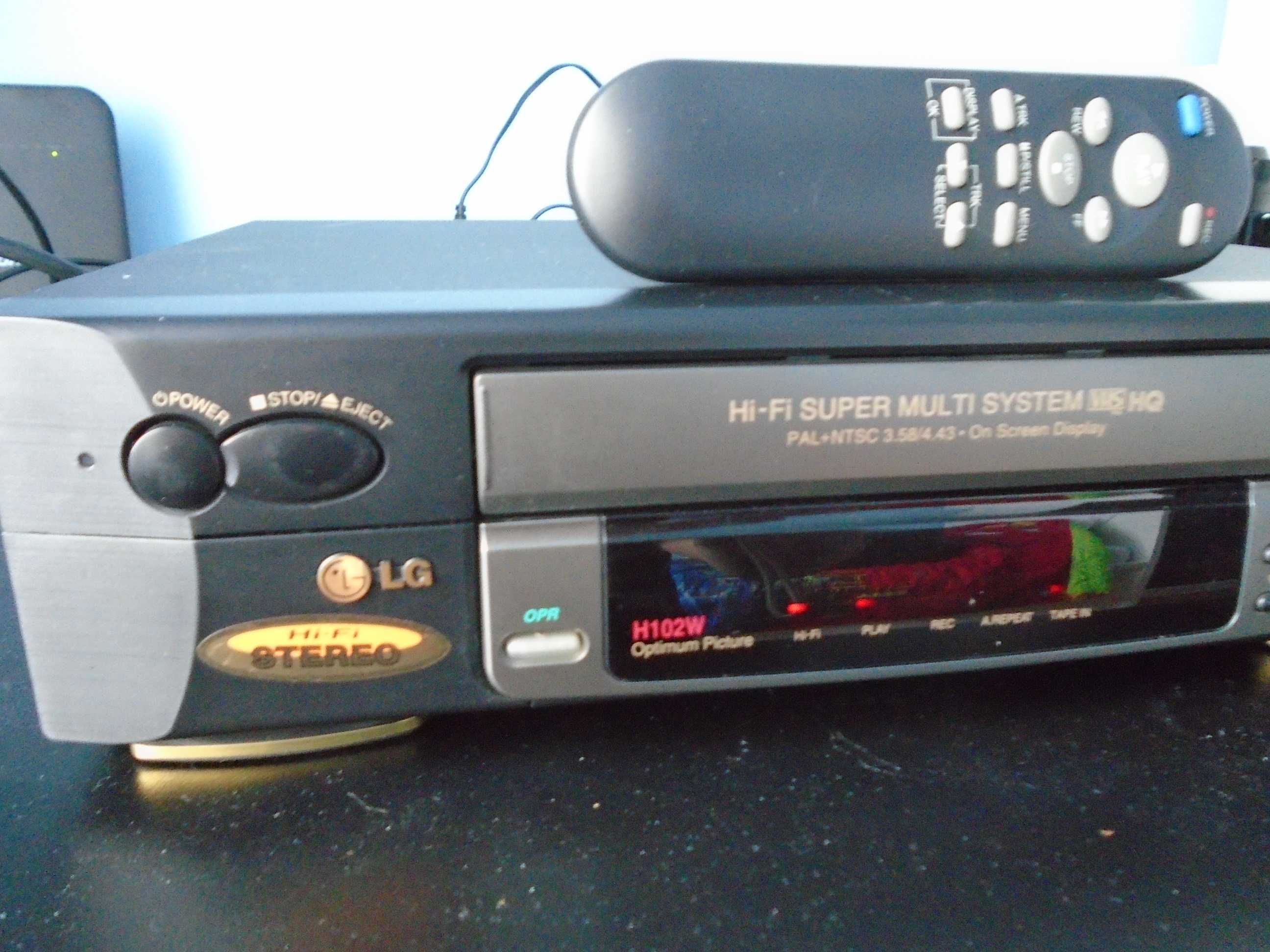 stereo VHS LG h102w