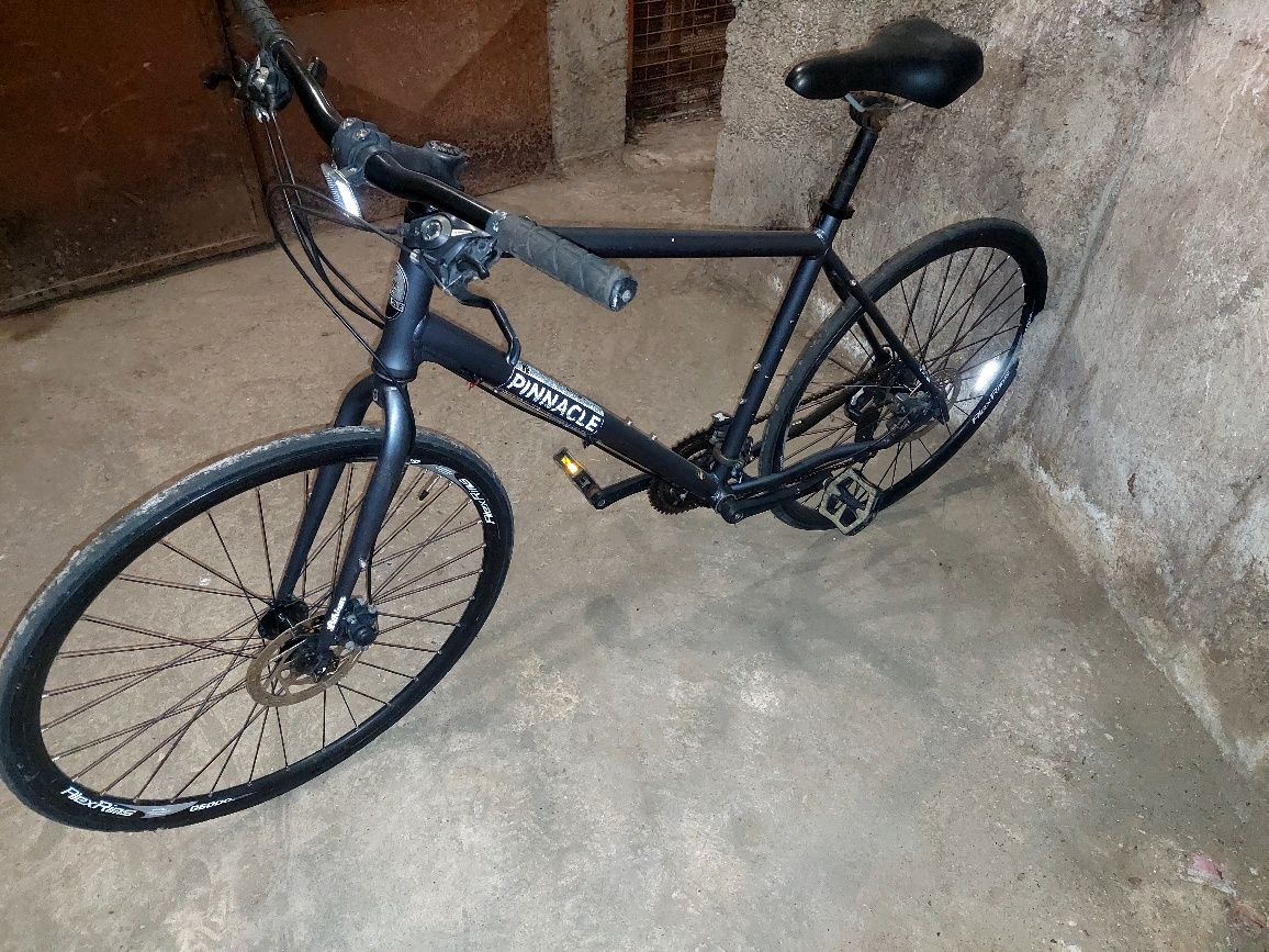 Bicicleta echipata shimano