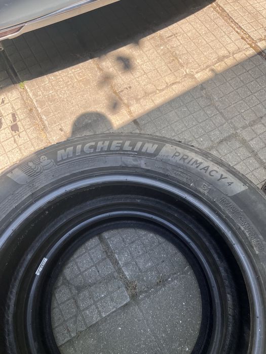 Гуми 215/55/R17