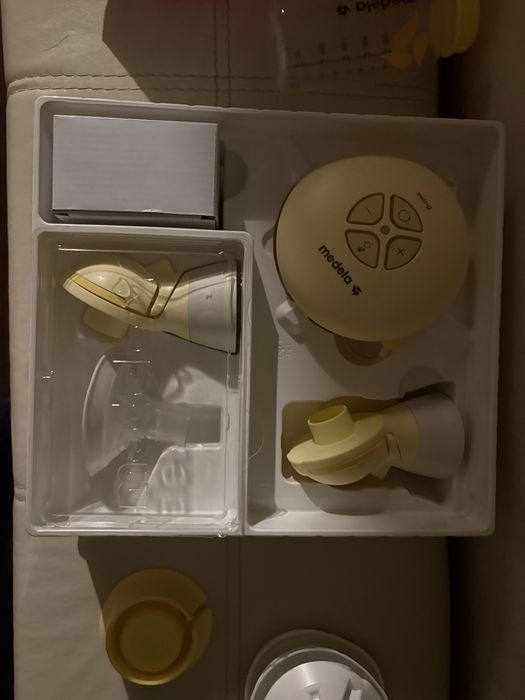 Помпа за кърма Medela swing flex
