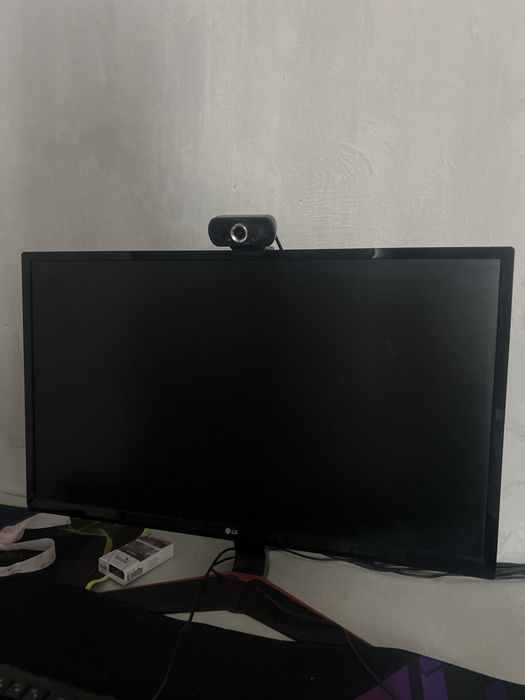 Konpyuter rtx s manitorom
