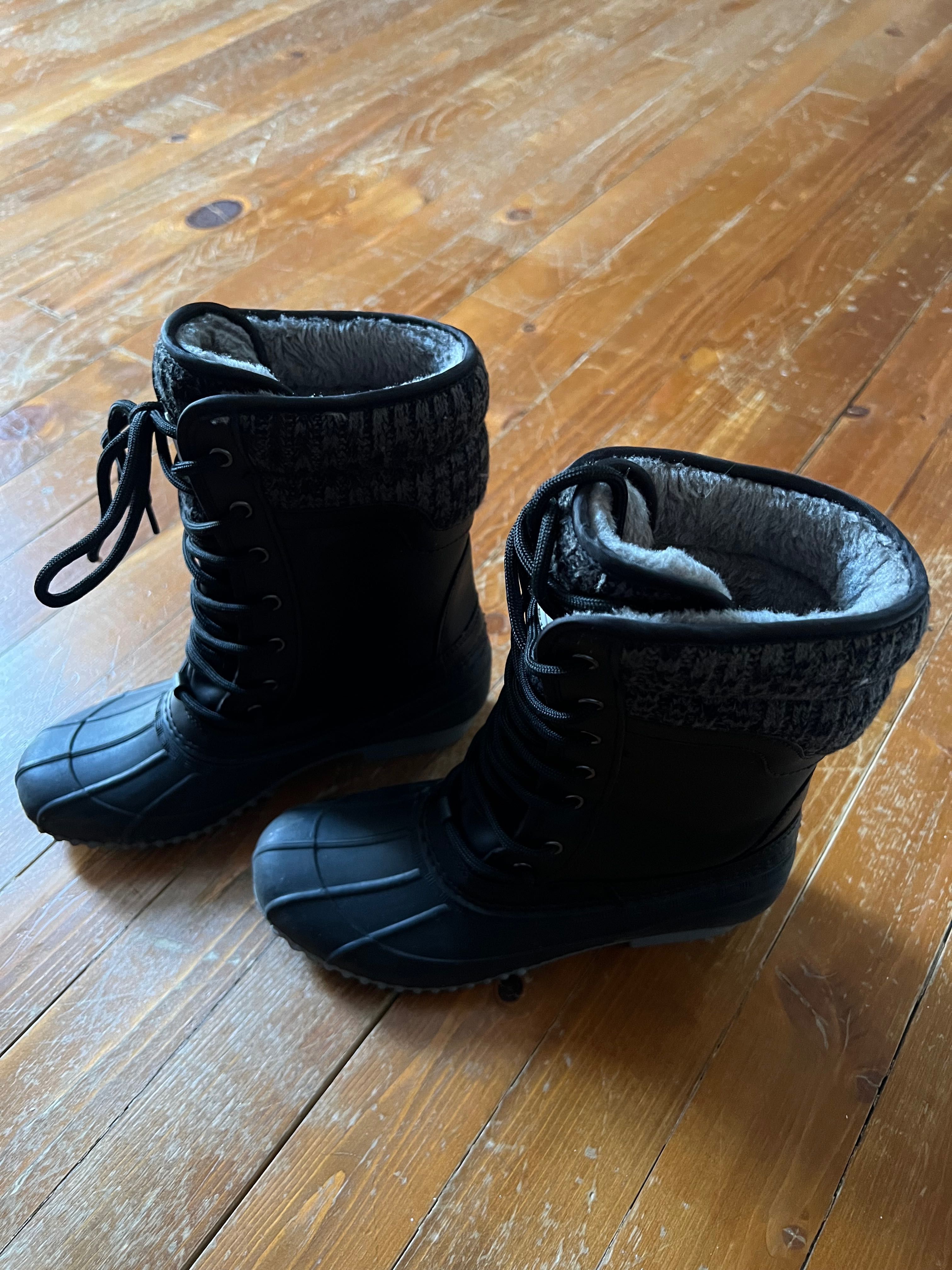 Зимни обувки- жени/деца- размер 36,5 MISHANSHA