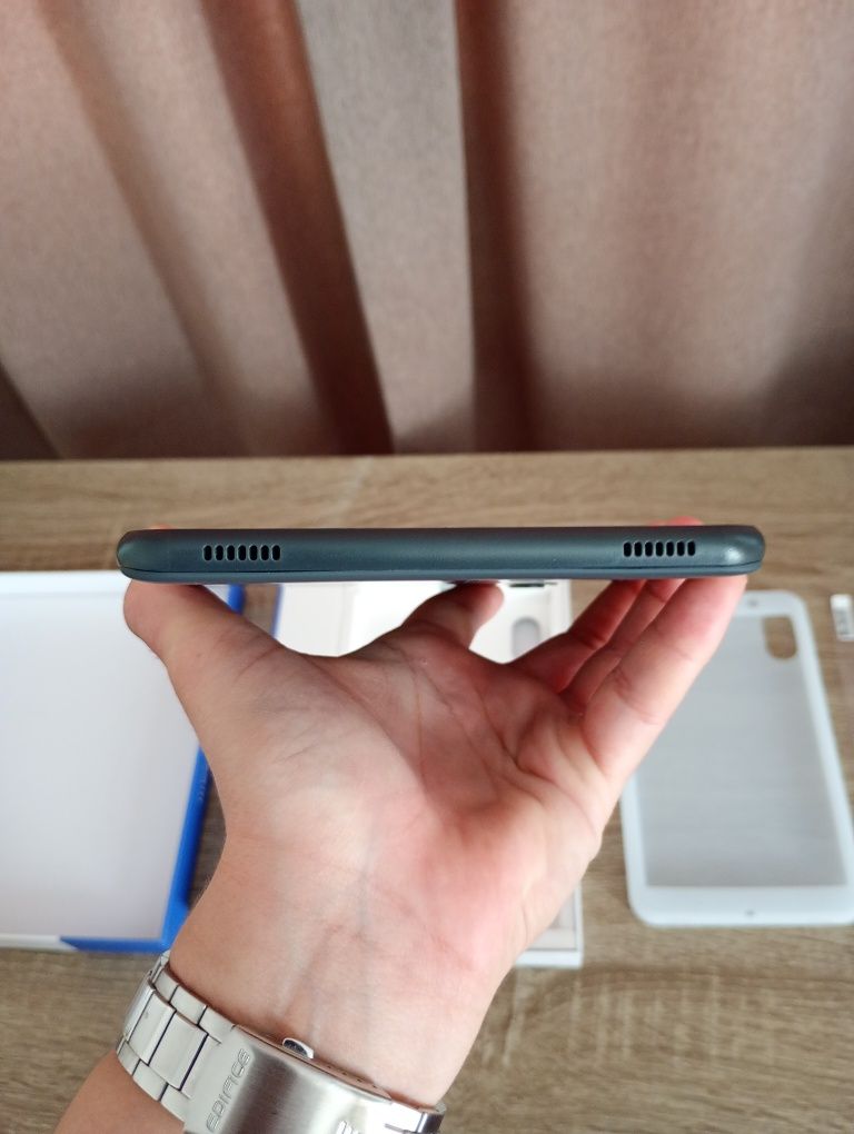 Таблет Prestigio Light PSTA111 Чисто нов