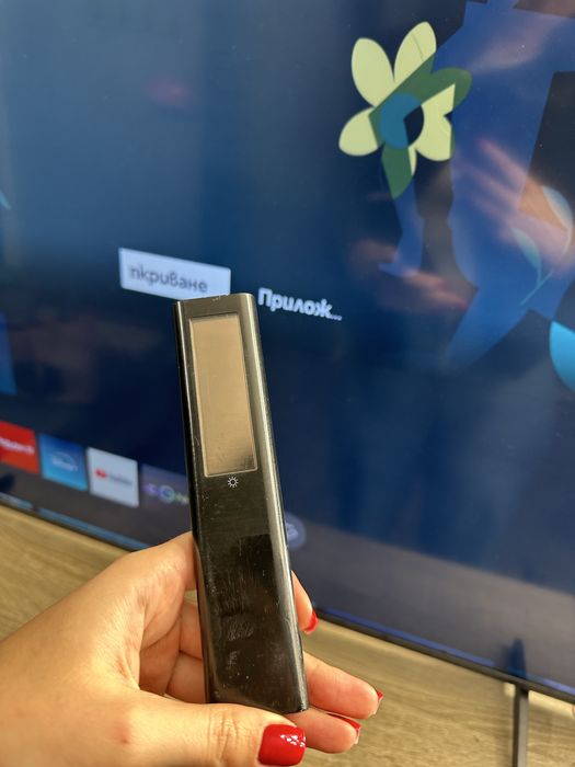 43" Crystal UHD 4K Smart TV BU8072 (2022)