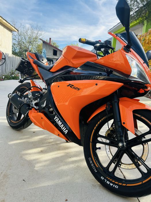 Se vinde yamaha yzf r125