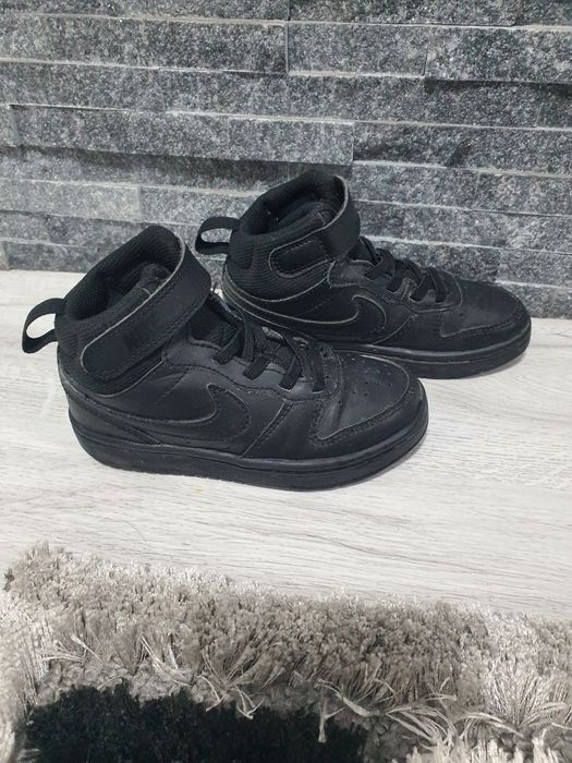 Adidasi stil gheata Nike mărime 27,5