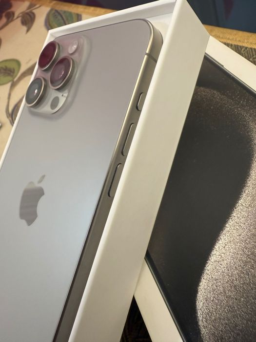 Продаётся Iphone 15 Pro max 256 Gb состояние идеальное, документы есть