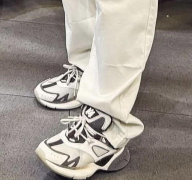 Adidasi Adidasi Amiri Ma-1 Runner 2025