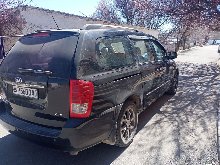 Kia carnival 2013