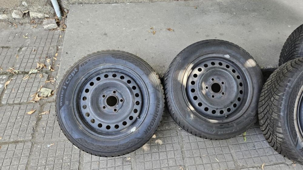 Гуми с джанти 205/60 r16