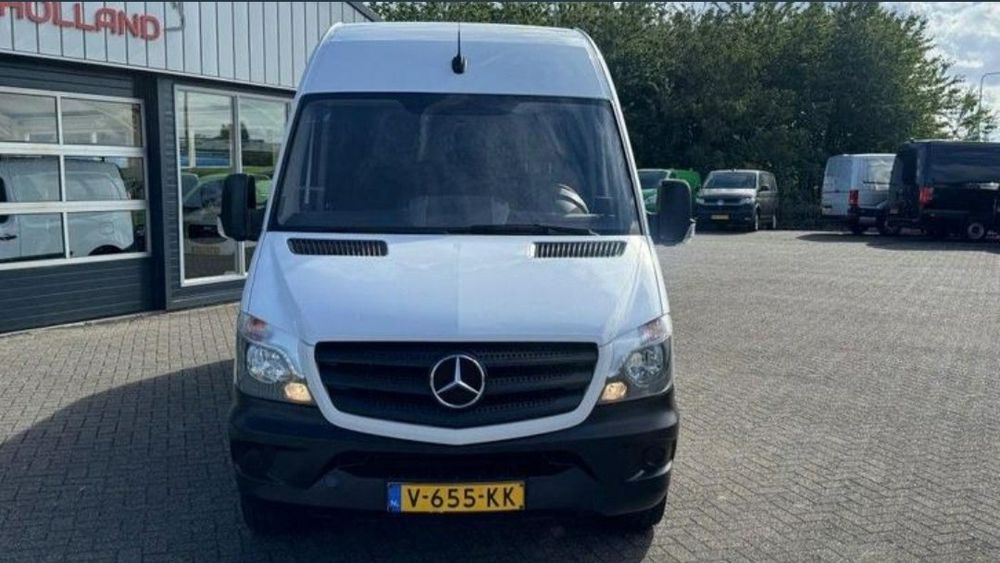 Мерседес спринтер