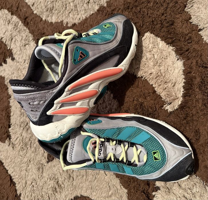 Vand Adidas FYW 98