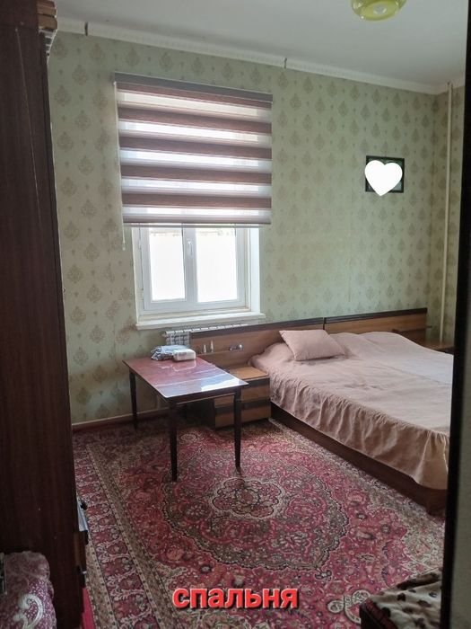 Продаётся 3х комн квартира на 1этаже высоко потолочный с двориком