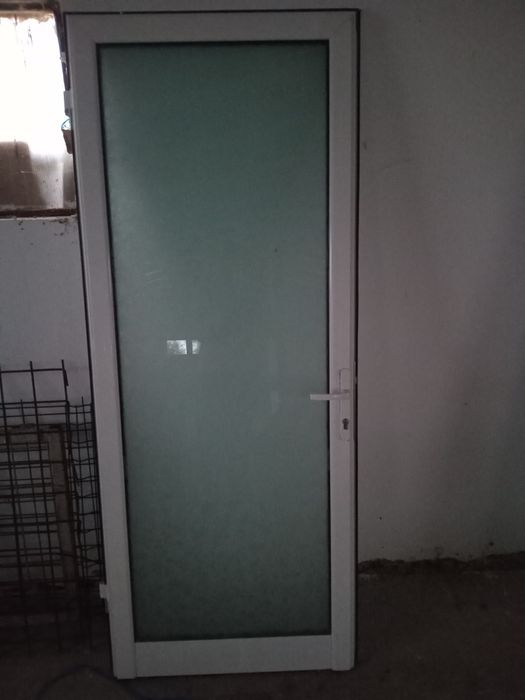 Vand 2 usi termopan!
