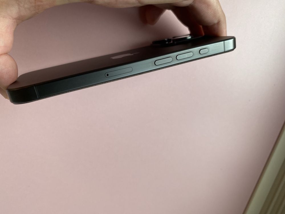 Iphone 15 pro 256 Гб
