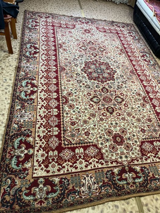 Продам шерстяные ковры