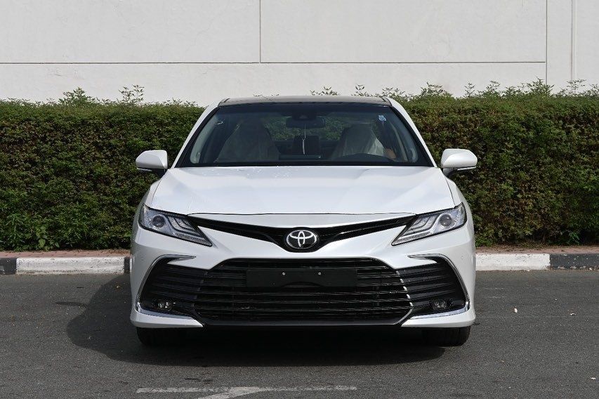 Toyota Camry Grande 75 Hybrid 2023 год