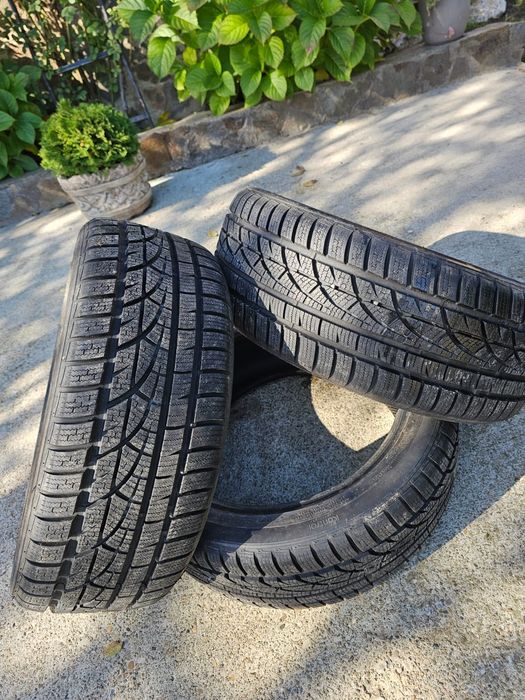 Anvelope iarna HANKOOK, 215/45/17 , in stare buna, profil bun