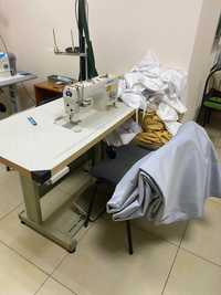 Швейная машинка промышленная для средних и тонких тканей
