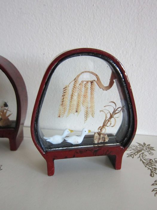 cadou rar cocori,rate mandarine,pagoda templu Diorama miniaturi 1960