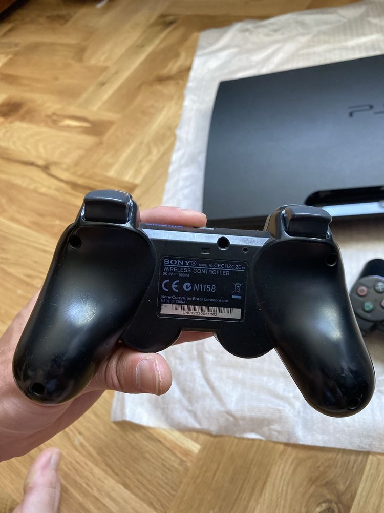 PS 3 (500 GB).
