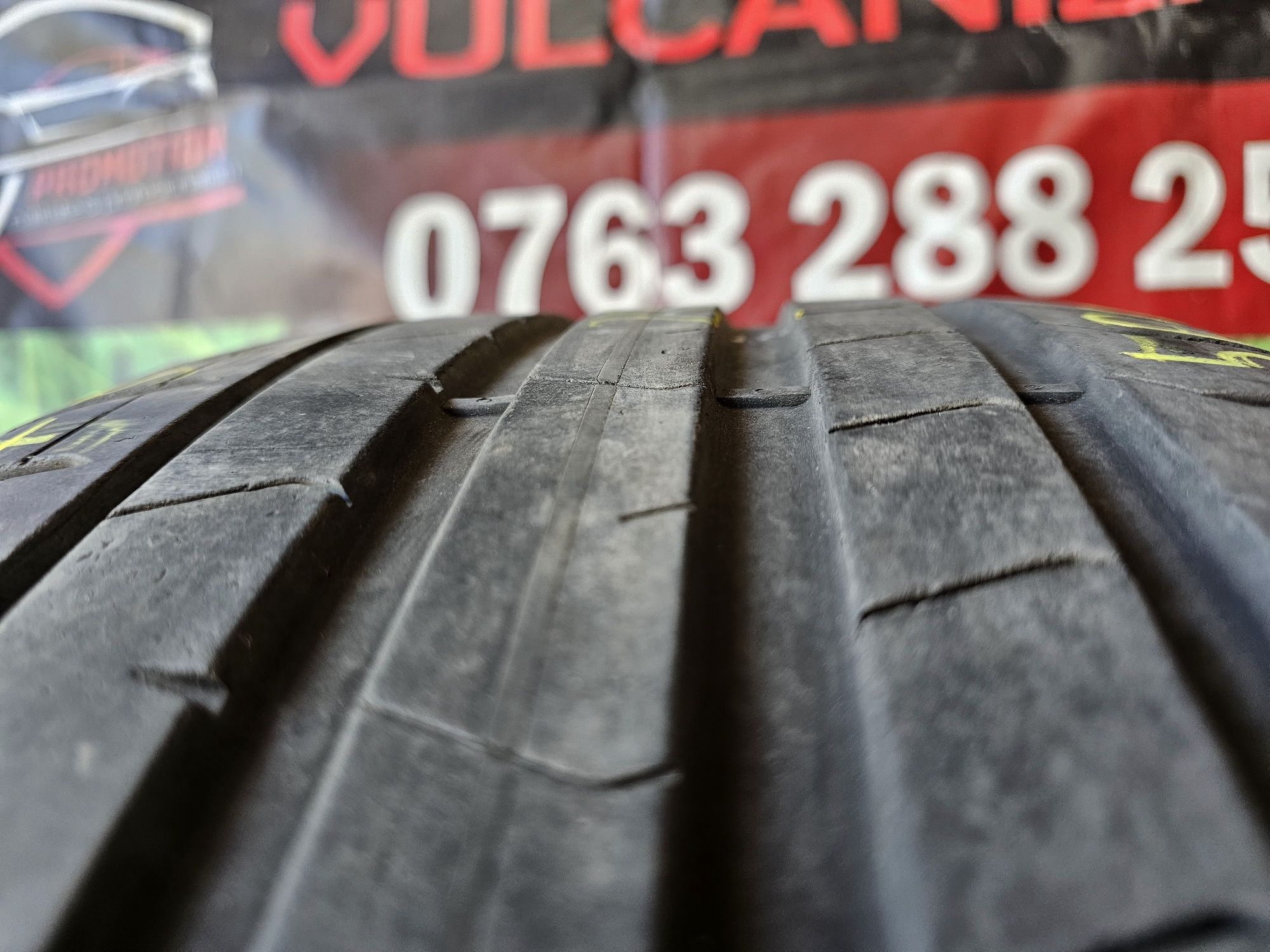 1x 275 35 22 vara pirelli