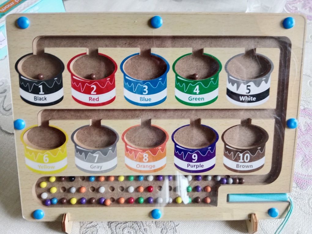 Развивающая игрушка