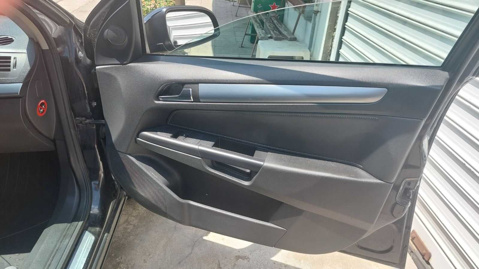 Opel Astra 1.9 CDTI