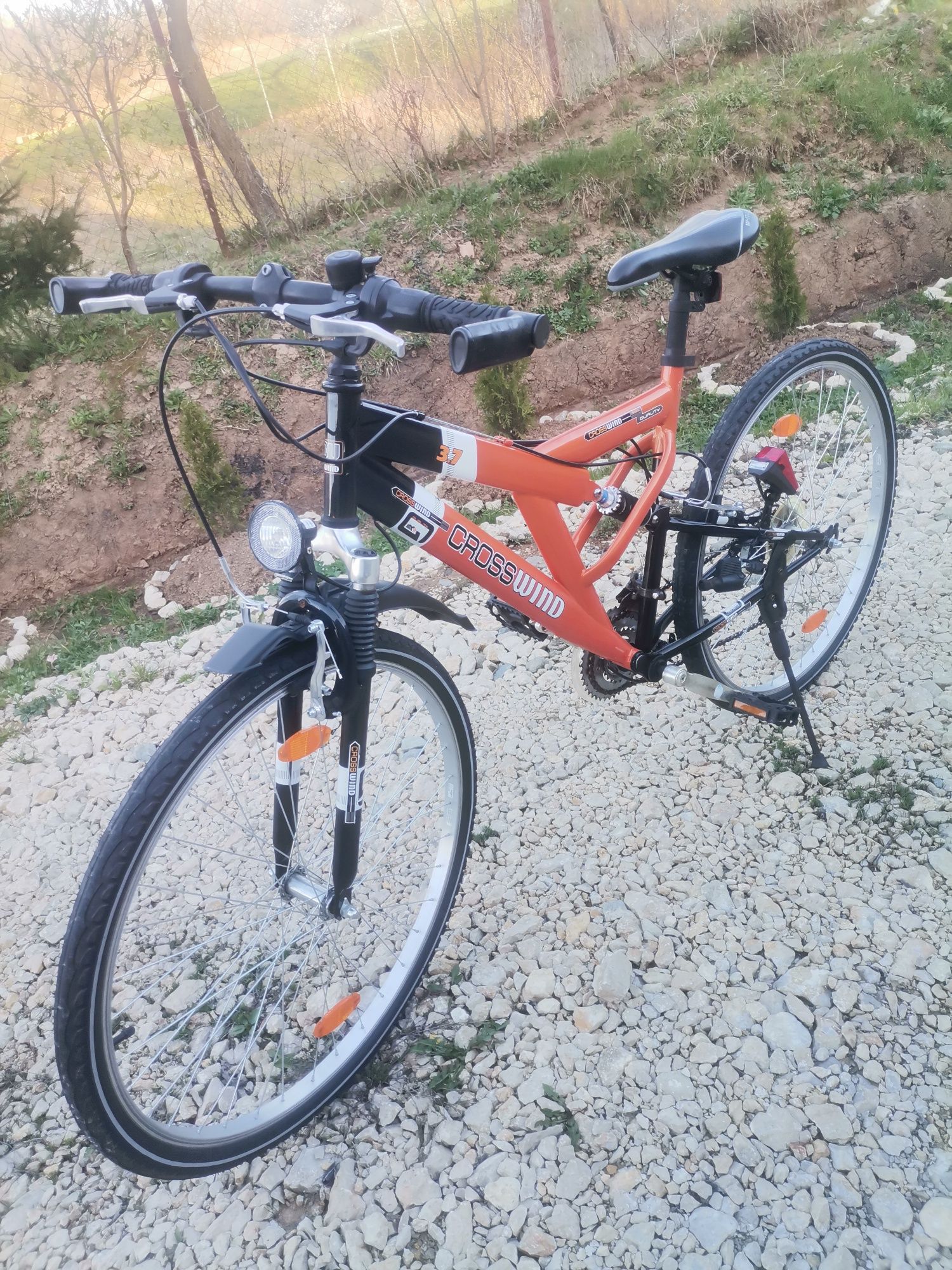 Bicicleta cu Suspensie ca si nouă de 28