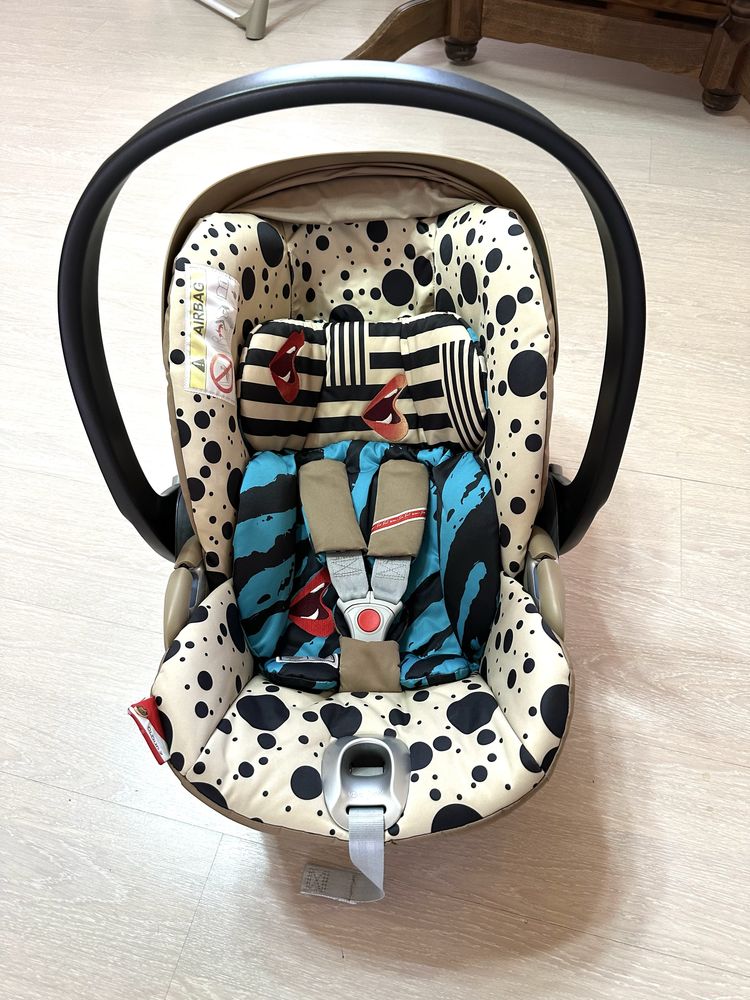 Стол за кола Cybex Cloud Z i-size Karolina Kurkova Fashion Collection