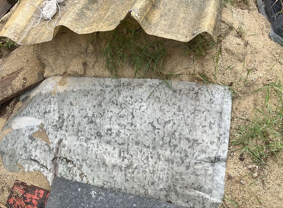 Nisip si pietris 2-3 m3