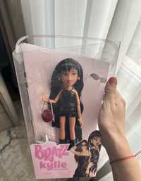 Bratz x Kylie Jenner кукла Братз и Кайли Дженър