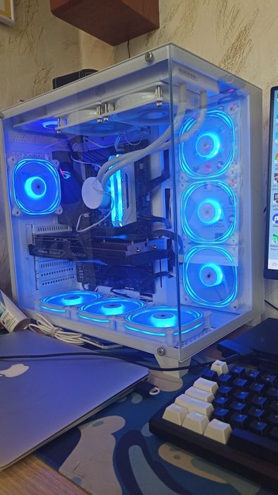 Геймърски компютър – Ryzen 5 5600X / RX 6600 / 16GB RAM / 700W PSU